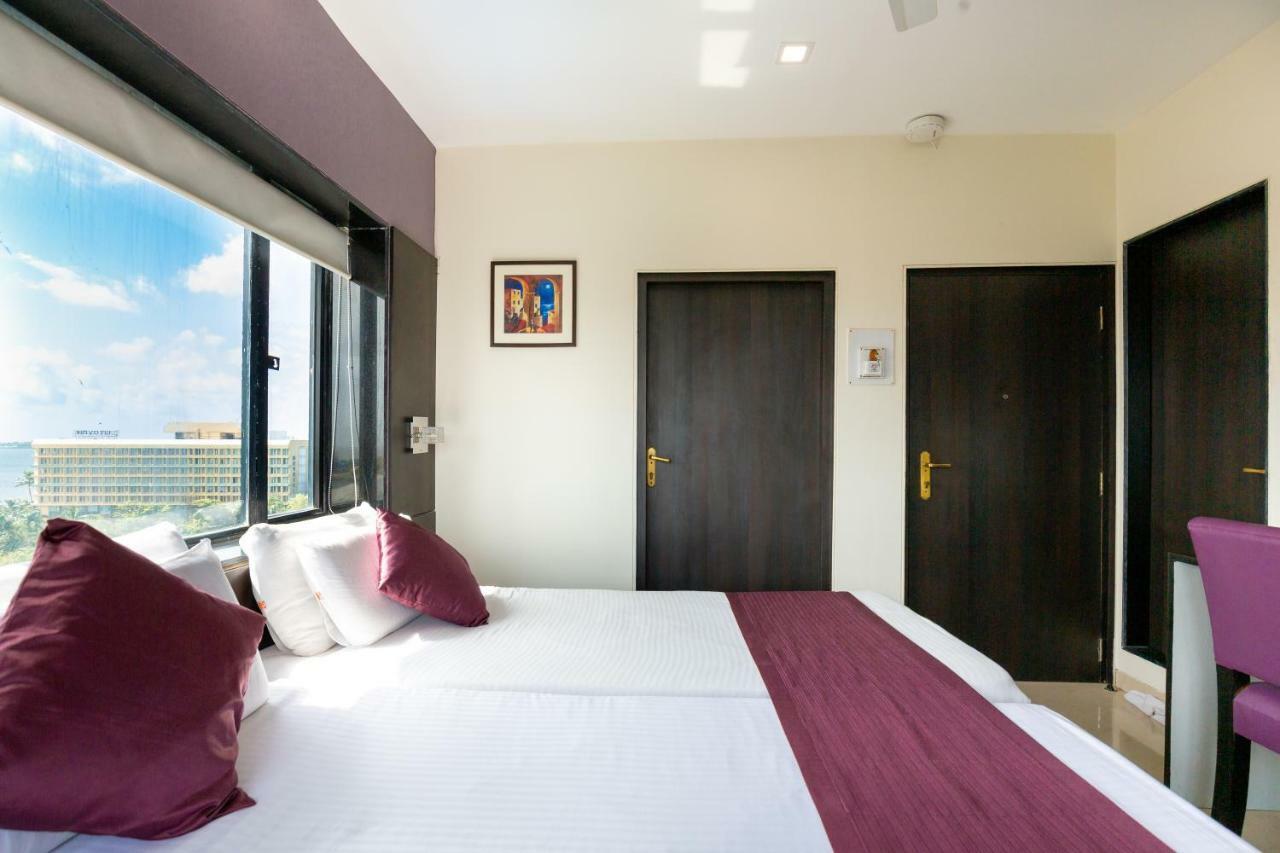 Sukh Hotel Мумбаї Екстер'єр фото
