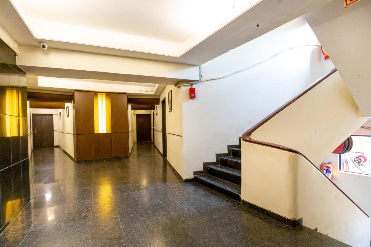 Sukh Hotel Мумбаї Екстер'єр фото